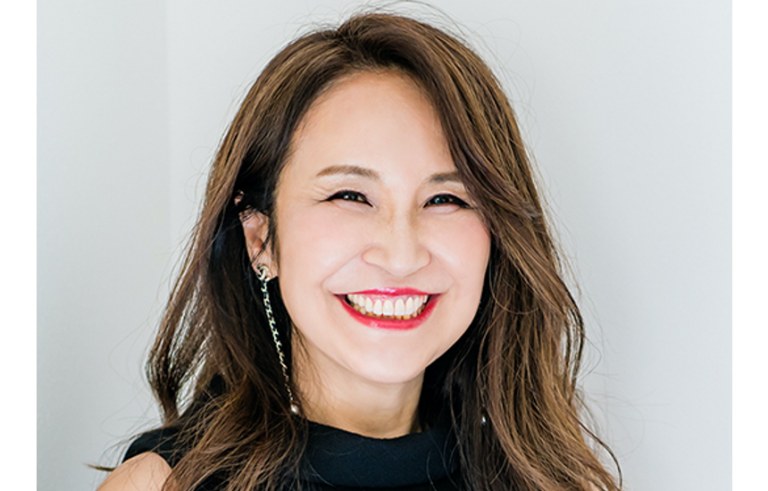 干場弓子