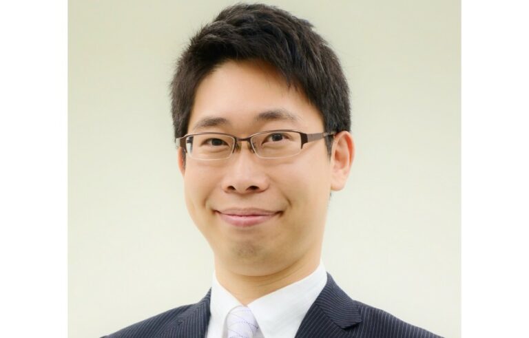 片平敦