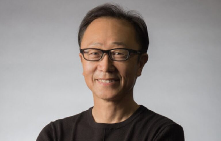橋本健
