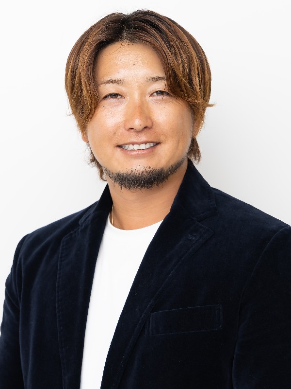 三嶋一輝